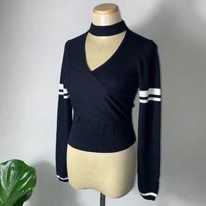 Guess Long sleeve chocker Style Knit top